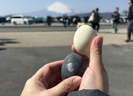 黒たまご